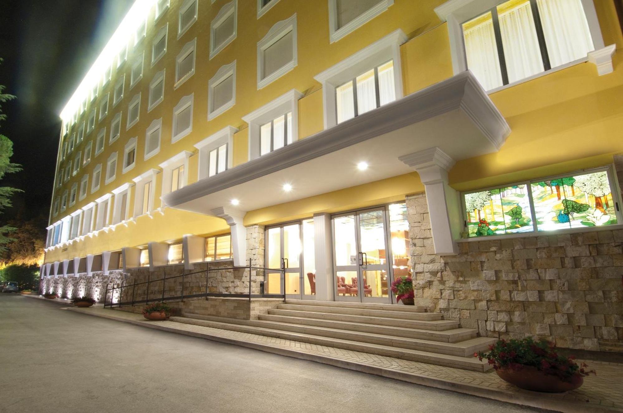 Hotel Complesso Termale Vescine Castelforte Exteriér fotografie